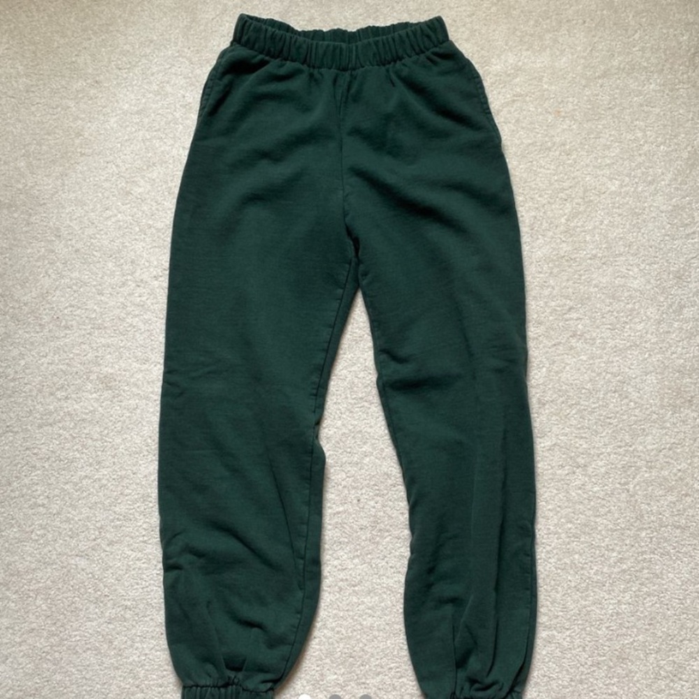 Brandy Melville Rosa Sweats